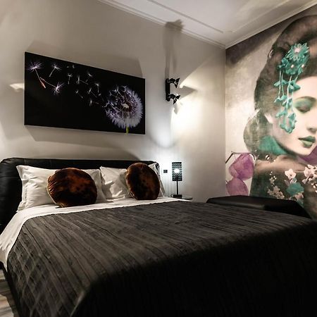 Trevi & Pantheon Design Rooms Roma Eksteriør bilde