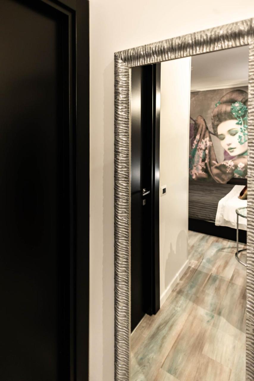 Trevi & Pantheon Design Rooms Roma Eksteriør bilde