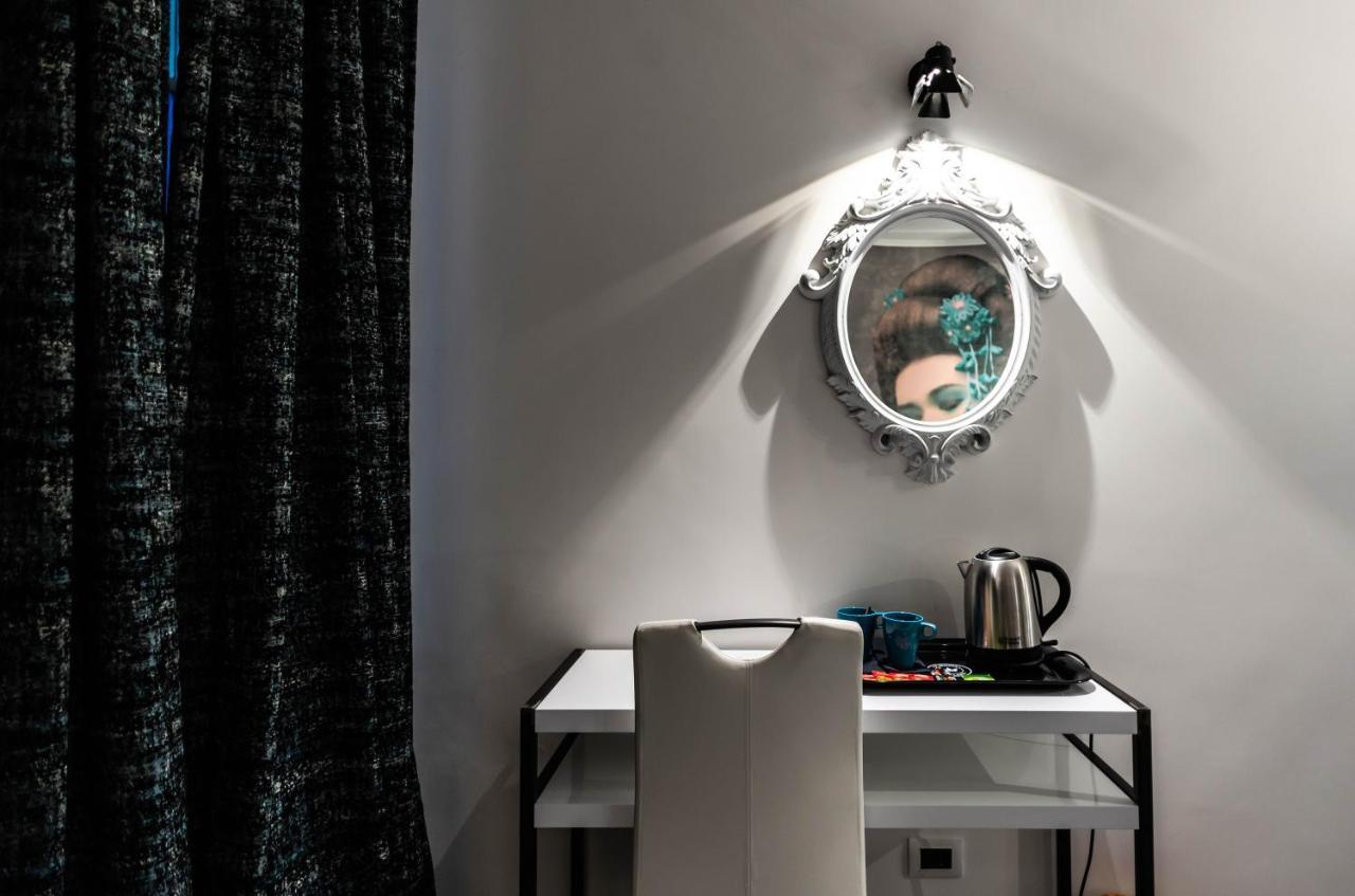 Trevi & Pantheon Design Rooms Roma Eksteriør bilde